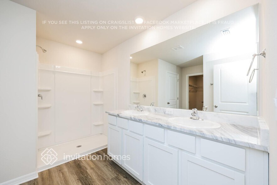 Building Photo - 10903 Gentle Current Wy