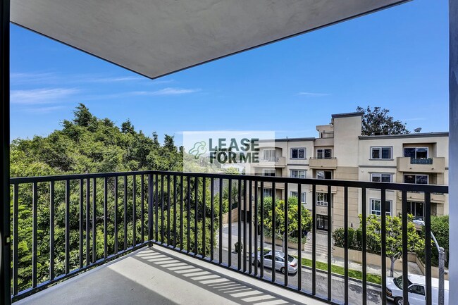 Building Photo - 8867 Alcott St