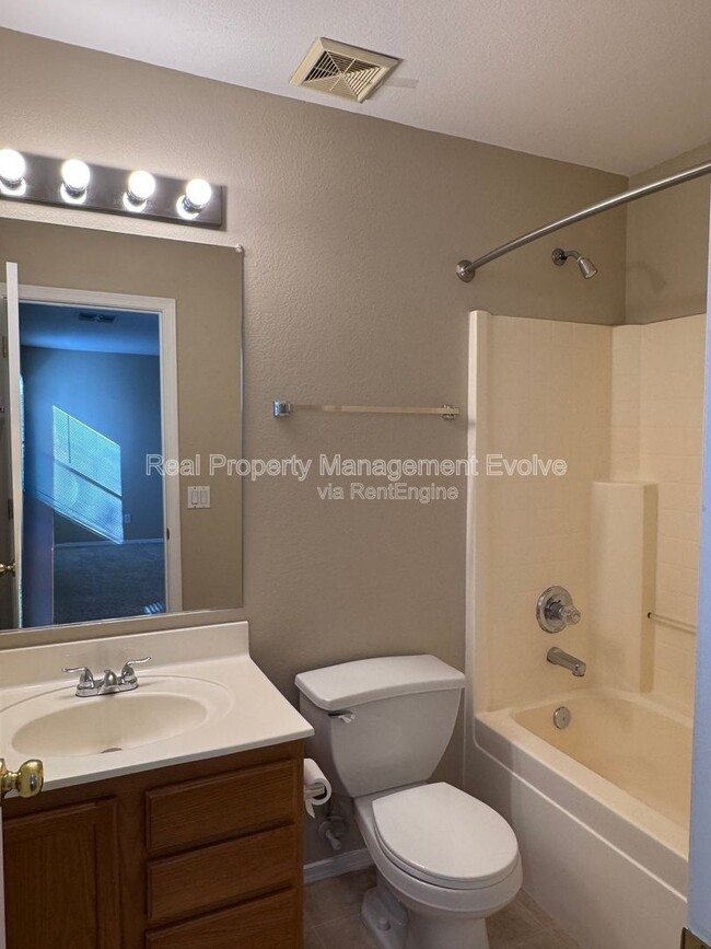 Building Photo - 3045 W Silver Sage Ln