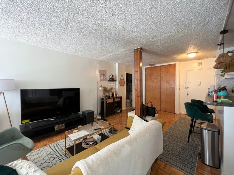 before - 280 Marin Blvd