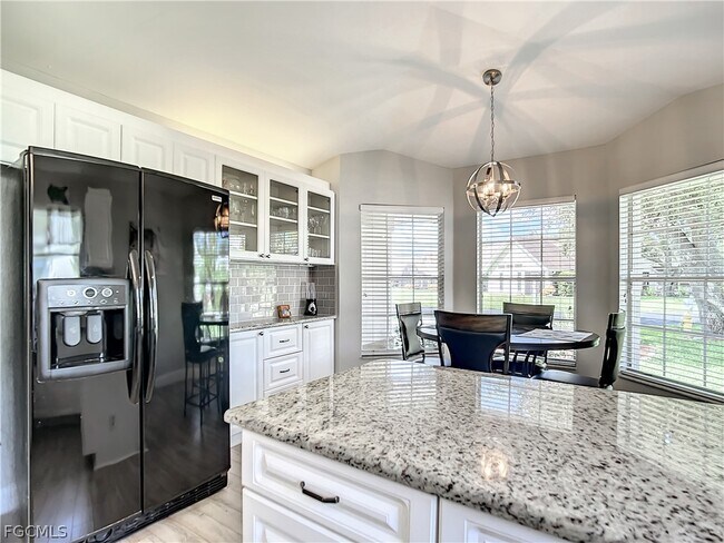 Building Photo - 13633 Admiral Ct