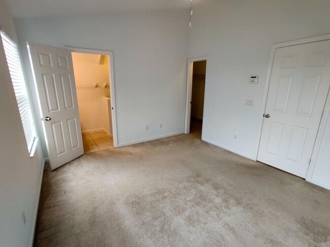 Building Photo - 11855 Deer Path Way