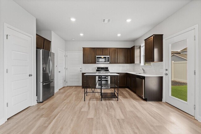 Building Photo - 7814 Wilfred Dr