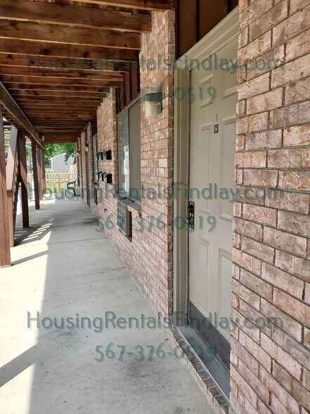 Building Photo - 501 N Blanchard St