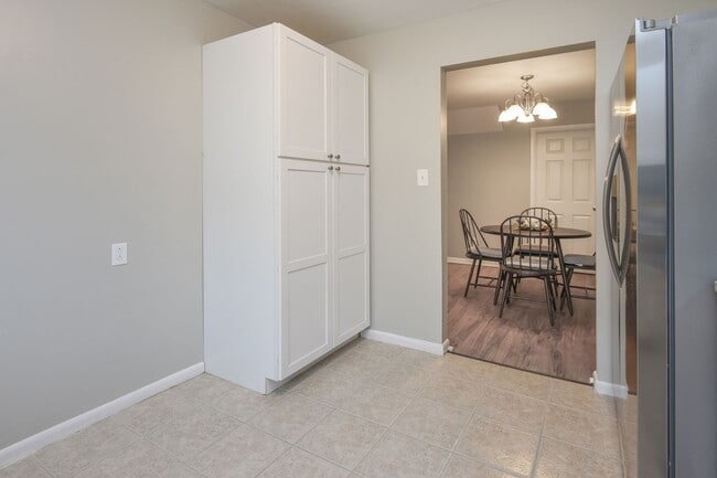 Building Photo - Completely Updated & Ready 07-08-26!! 1-Car Attached Garage! Pet Friendly!