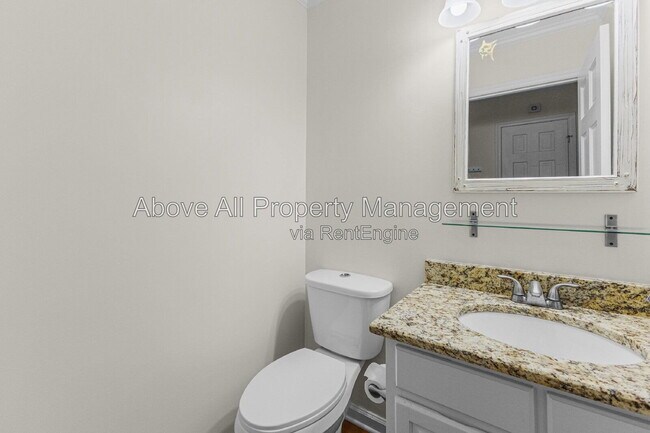 Building Photo - 1202 Belhaven Rd