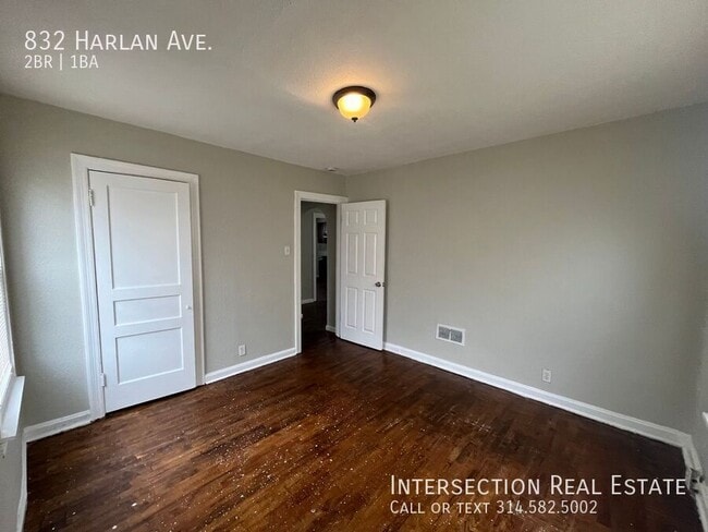 Building Photo - 832 Harlan Ave