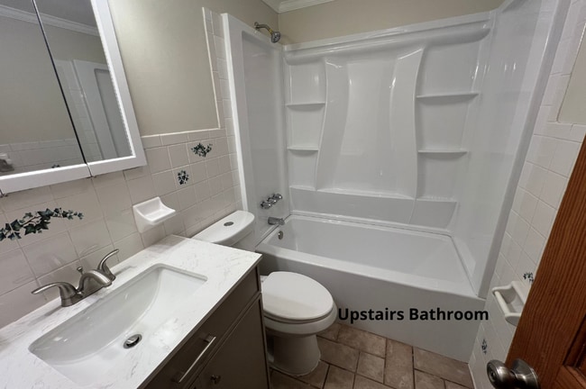 Building Photo - 17 Lafayette Ave