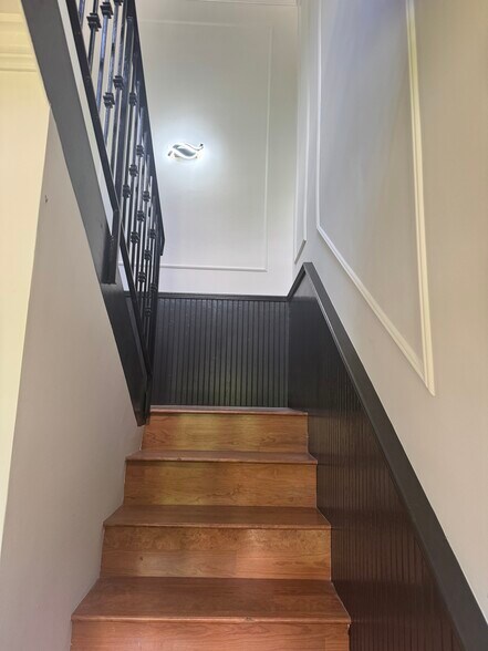 Building Photo - 488 Burlington Road Northeast