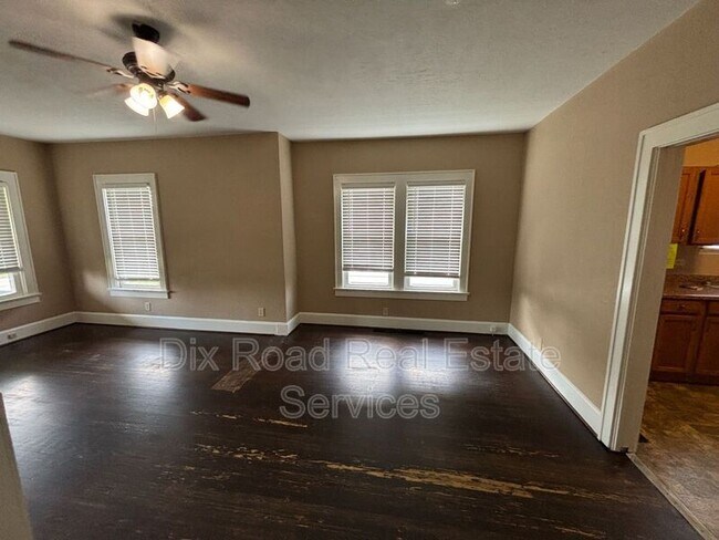 Building Photo - 708 Webster Ave