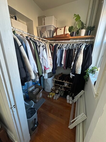 Building Photo - 177 Winthrop Rd