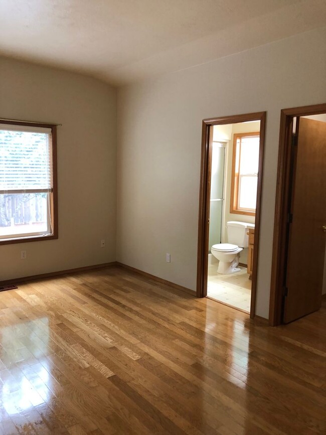 Building Photo - Beautiful 3-Bedroom Home In SW Corvallis