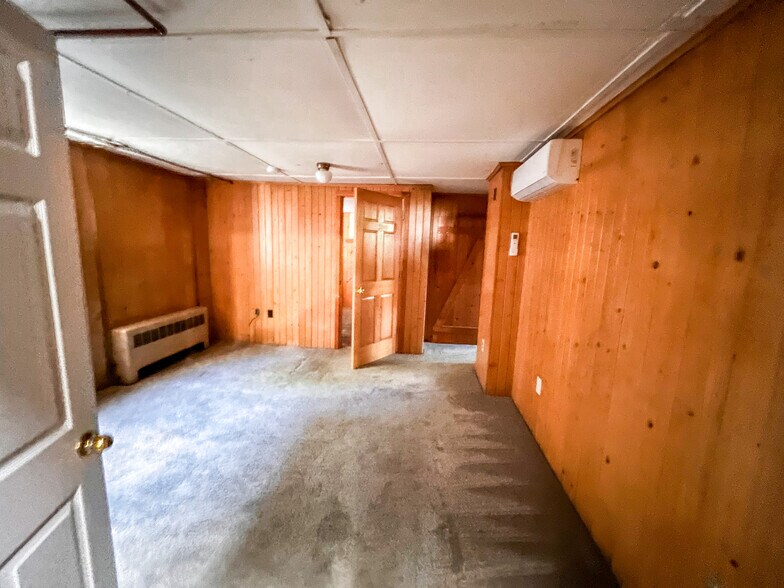 Building Photo - 1604 Franklin St