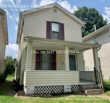 Building Photo - 205 6th St NW