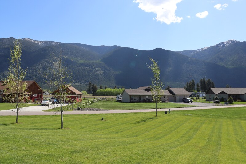 Building Photo - 154 Columbia Range Dr