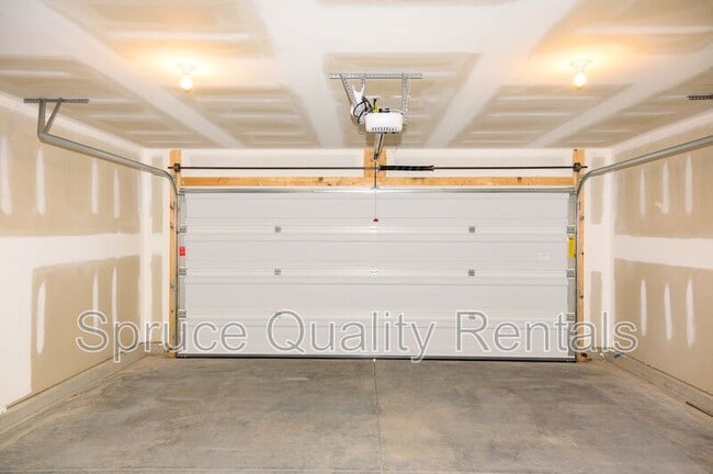 Building Photo - 1541 Mariners Ct