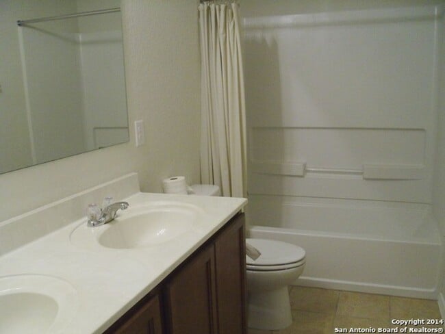 Building Photo - 3802 Abbey Cir