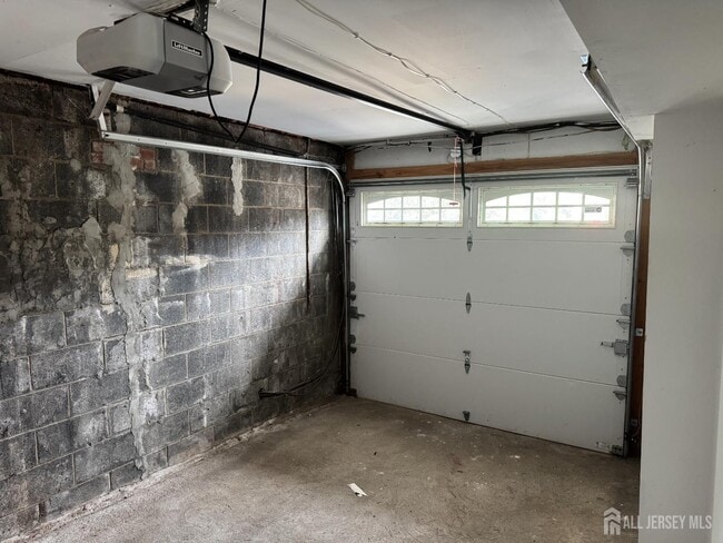 Building Photo - 295 Water St