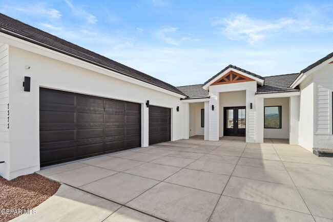 Building Photo - 7373 Cimarron Rim Dr