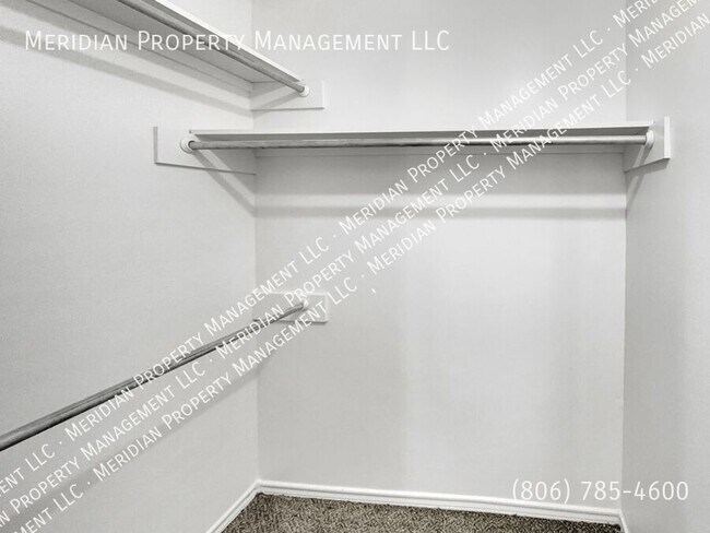 Building Photo - 312 N Brentwood Ave