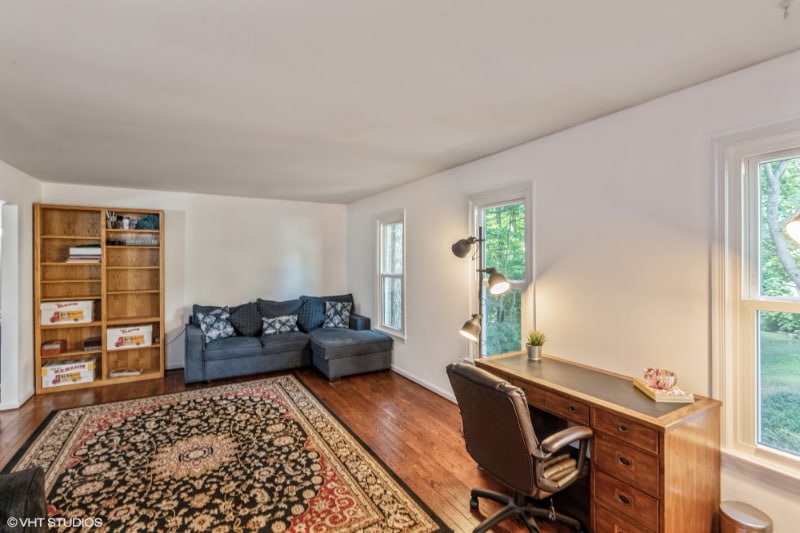 Building Photo - 7804 New London Dr