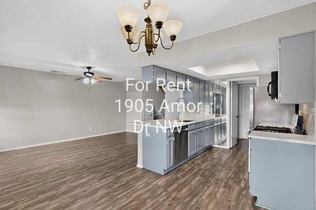 Building Photo - 1905 Amor Dr NW