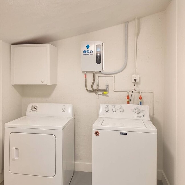 Building Photo - 18730 NW 29th Pl