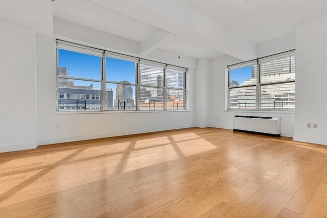 Building Photo - 50 Murray St