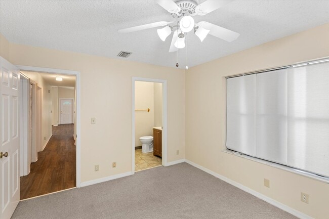 Building Photo - 3 Bedroom 2 Bathroom Unfurnished House for...