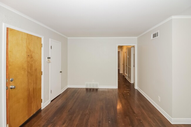Building Photo - 1298 Wedgewood St