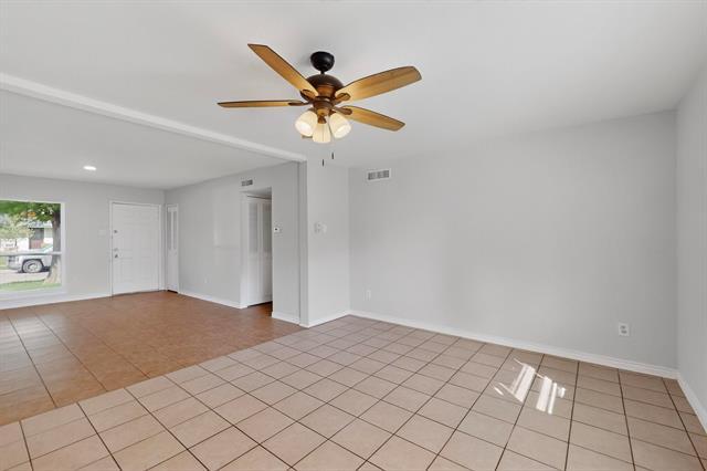 Building Photo - 4009 Providence Dr