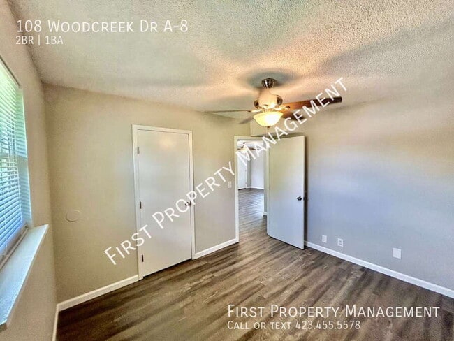 Building Photo - 108 Woodcreek Dr