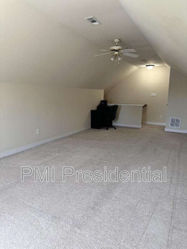 Building Photo - 1213 Hawkins Wood Cir