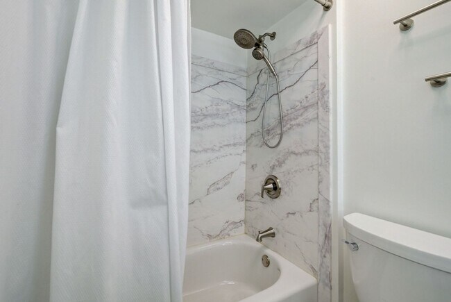 Building Photo - Welcome to this stunning 3-bedroom, 2-bath, single-story home that has been completely renovated ...