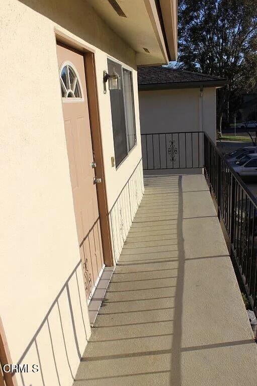 Building Photo - 1237 Saratoga Ave