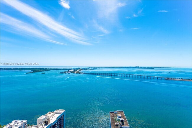 Building Photo - 1451 Brickell Ave