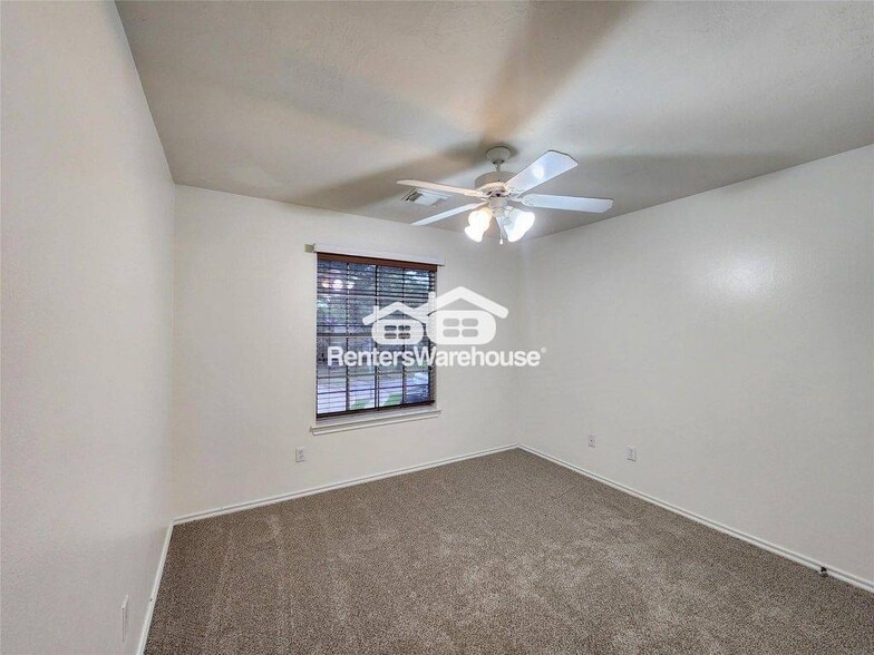 Building Photo - 24422 Travis House Ln