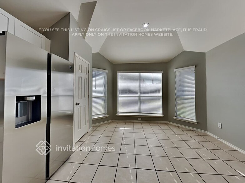 Building Photo - 2919 Crystal Way