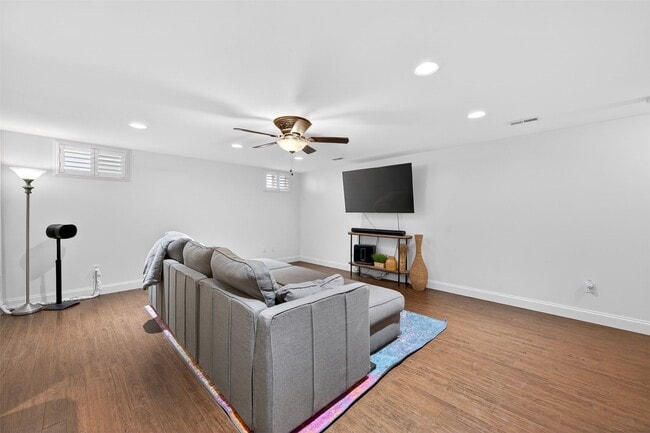 Building Photo - 968 Ridgepointe Pl Cir