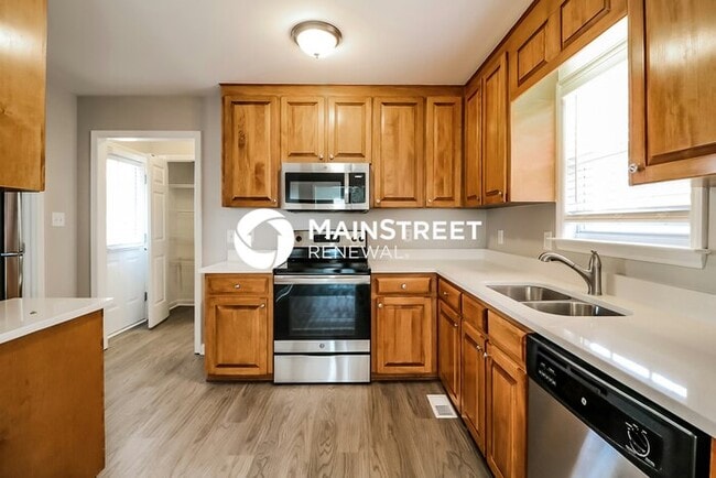 Building Photo - 3 Bedroom Pet-Friendly Home in Willow Spring, NC with Main Street Renewal