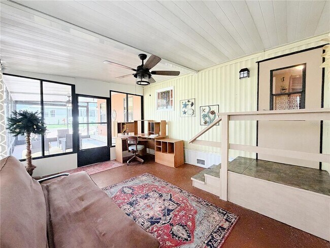 Building Photo - 7139 Alamanda Blvd W