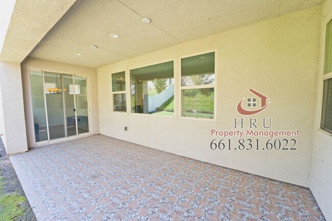 Building Photo - Highgate Community 3 bedroom -2 bath