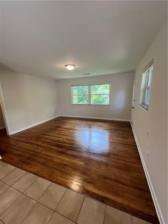 Building Photo - 108 S Woodland Dr