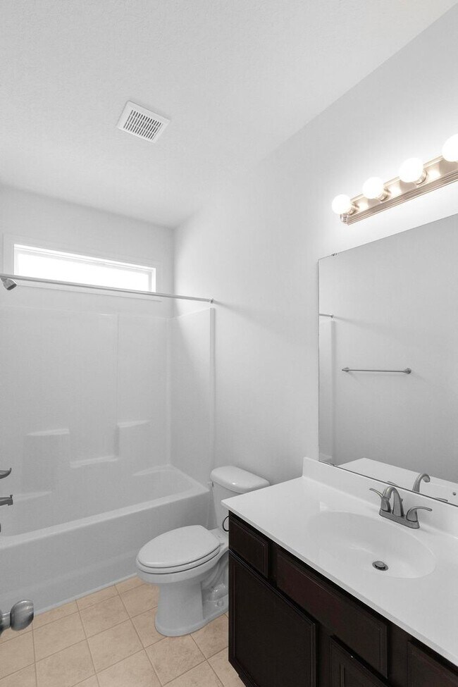 Building Photo - 502 Shallotte Ln