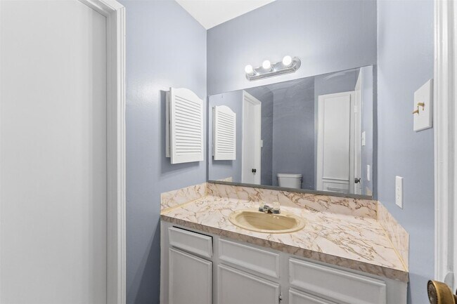 Building Photo - 1076 Willow Oaks Cir