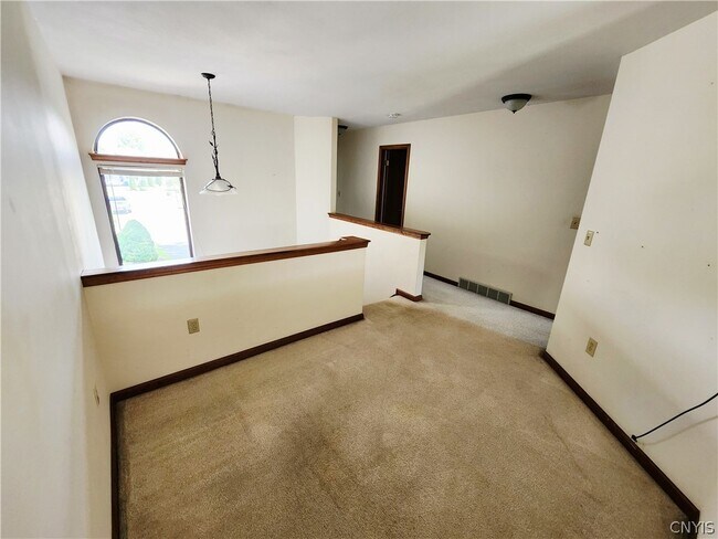 Building Photo - 8214 Honeysuckle Dr