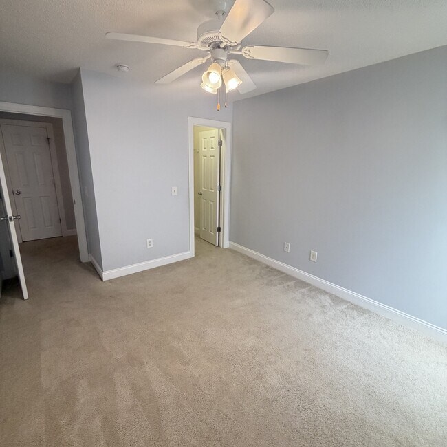 Building Photo - 4235 Dudleys Grant Dr