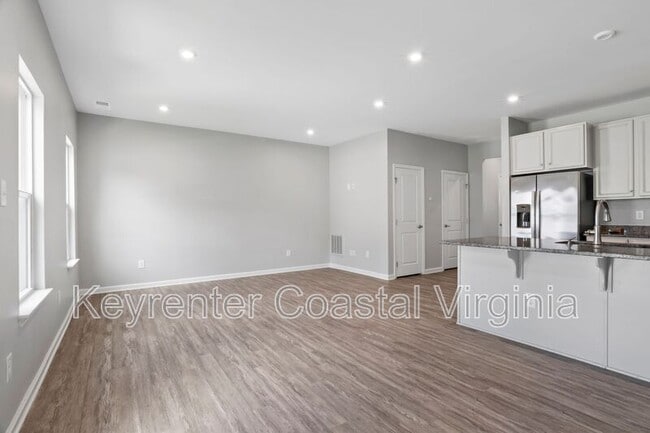 Building Photo - 130 Bicameral Ln