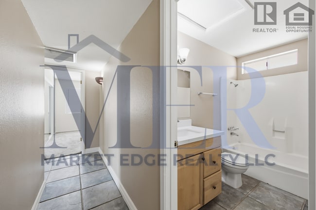 Building Photo - 3Bed/2Bath House at Peoria Ave/59th Ave! Ready for Immediate Move-In! -- NO HOA! FULLY REMODELED!