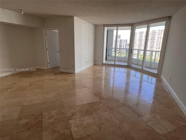 Building Photo - 21055 Yacht Club Dr